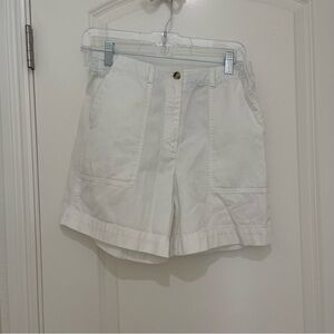 TALBOTS High Waisted 7 inches Light Weight White Woman Shorts Size 6